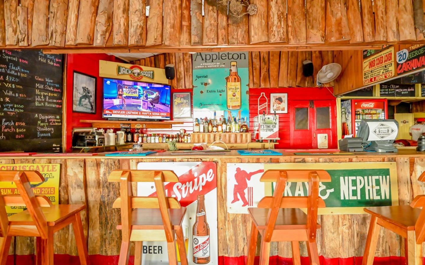 Jakes Hotel Treasure Beach Extérieur photo